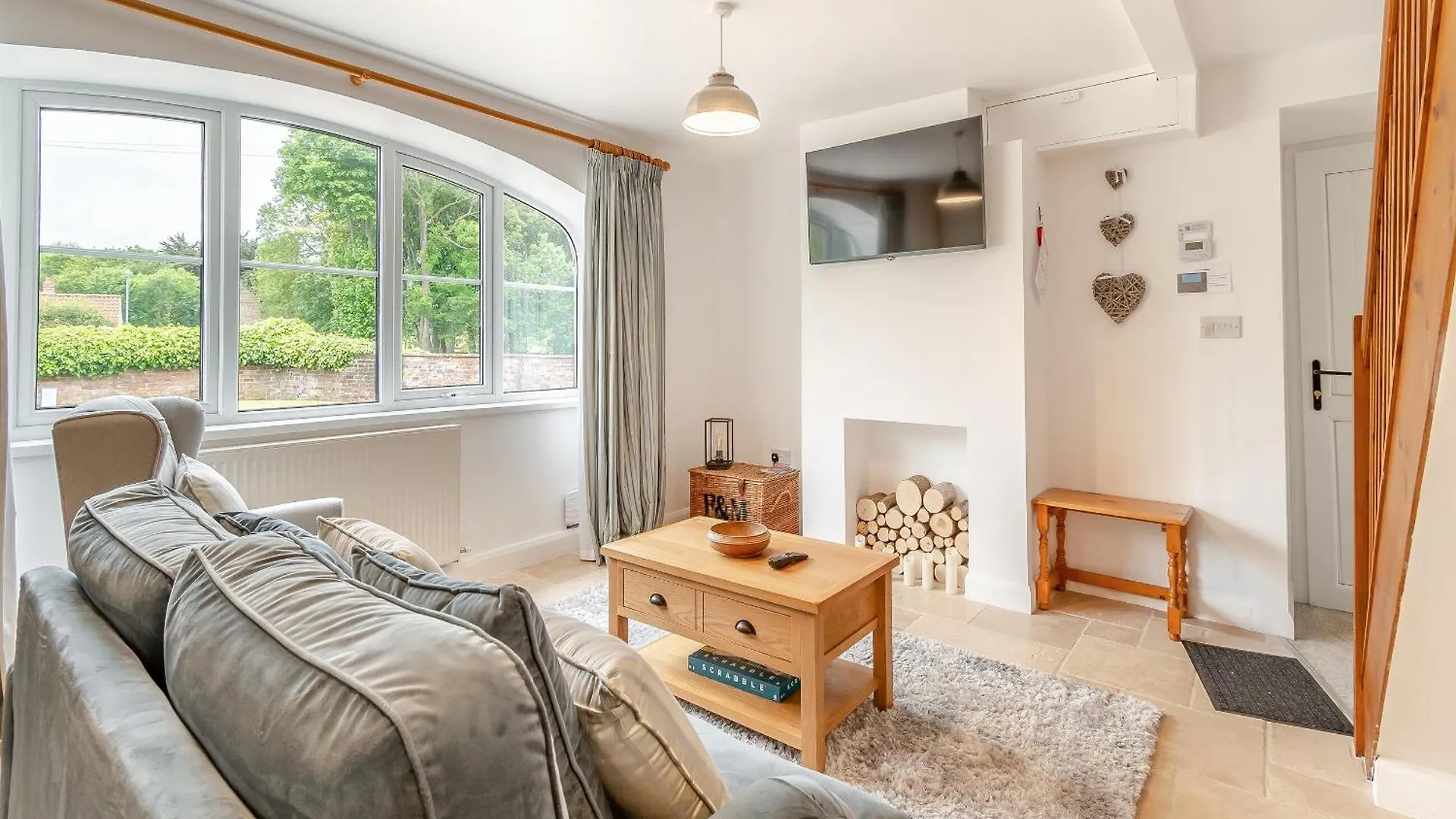 Mays - Uk43788 Sewerby